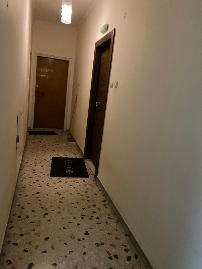 Cozy Lux Studio At Attiki Metro Apartment Atena Exterior foto